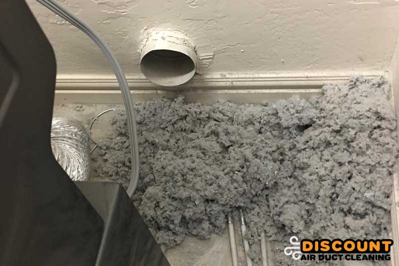 clean clogged dryer vent